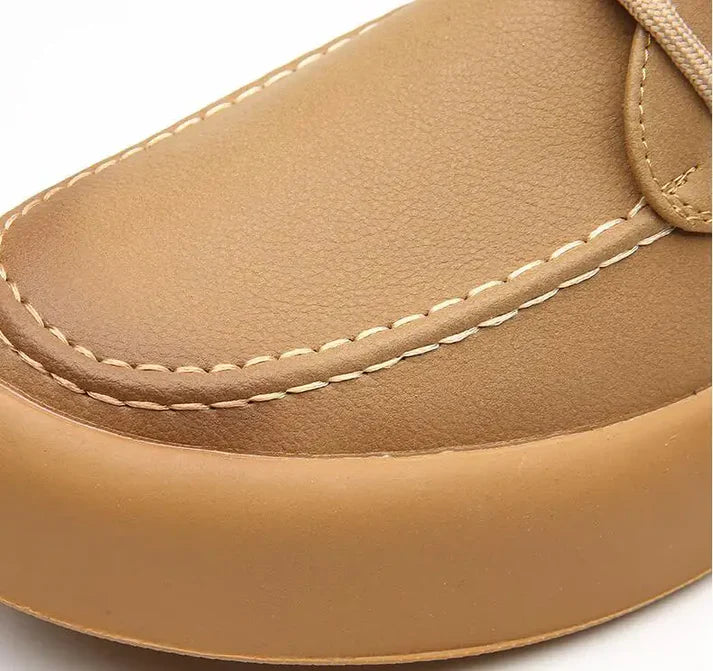 SAHARA LEATHER SHEAKERS